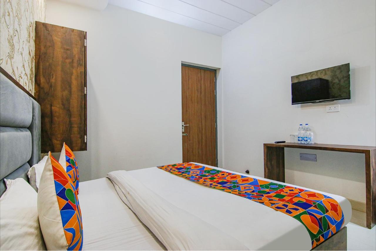 Fabhotel Prime Taj Castle 암리차르 외부 사진